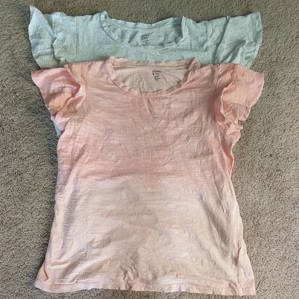 Ruffly sleeve tee